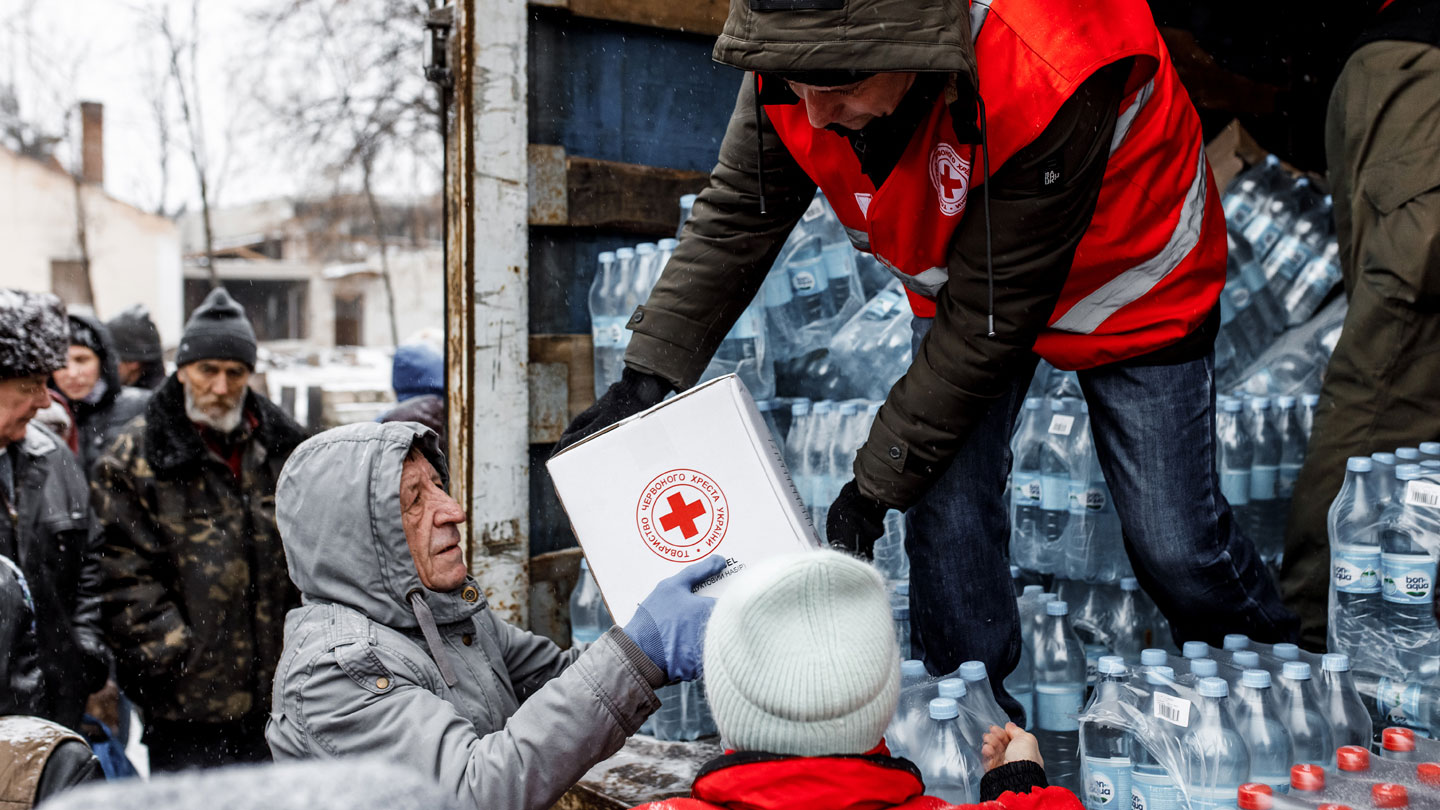 Надання гуманітарної допомоги українцям компанією Coca-Cola