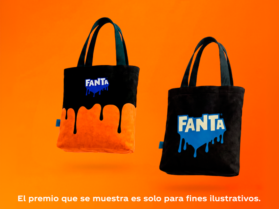 Premio de Fanta Halloween mostrando dos bolsos de tela con el logo de la marca sobre fondo naranja.