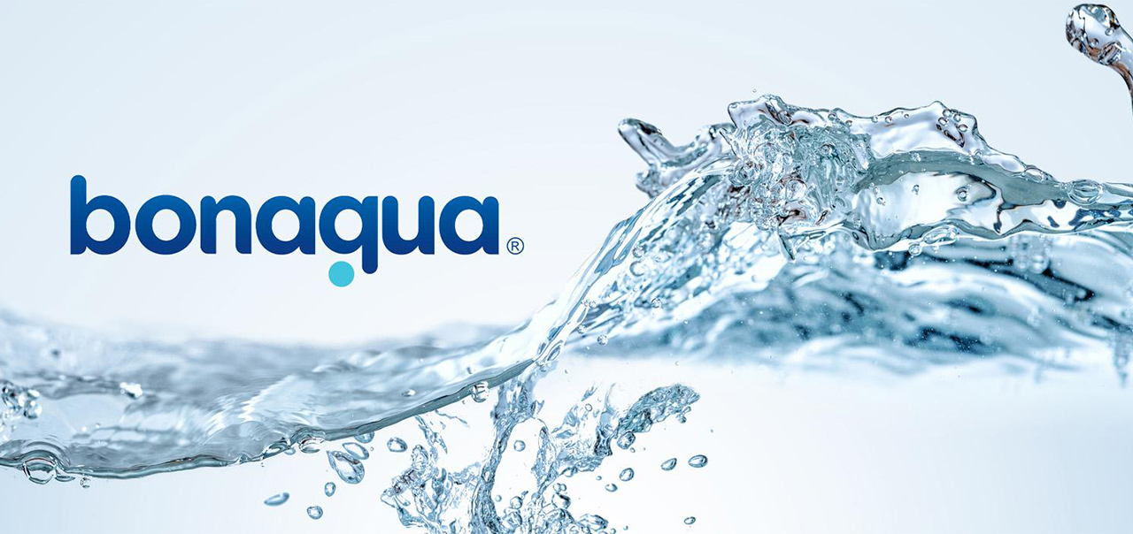 BonAqua drinks brand - Splashing Water